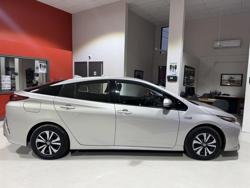 toyota Prius Prime 2019 - 9