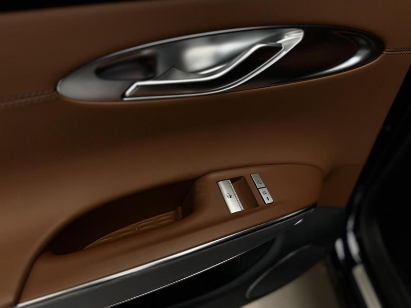 genesis GV70 2025 - 10