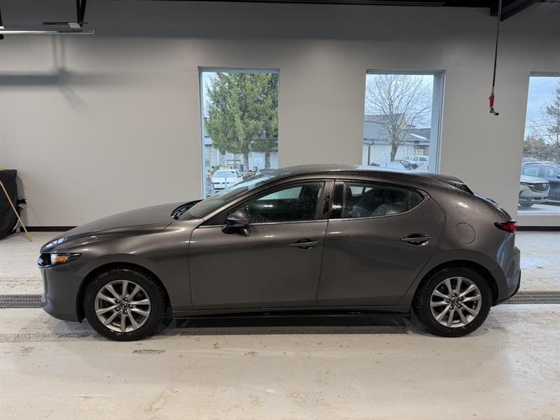 mazda Mazda3 2023 - 2