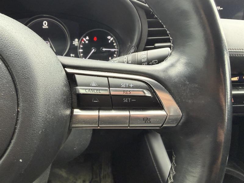 mazda Mazda3 2023 - 13