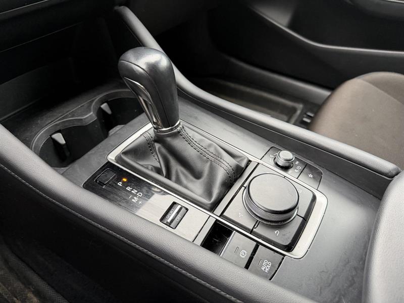 mazda Mazda3 2023 - 17