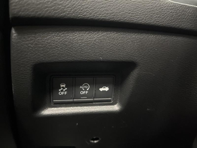 infiniti Q50 2017 - 15