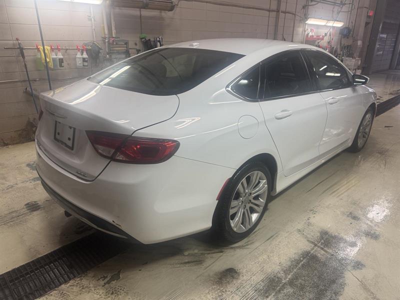 chrysler 200 2015 - 3