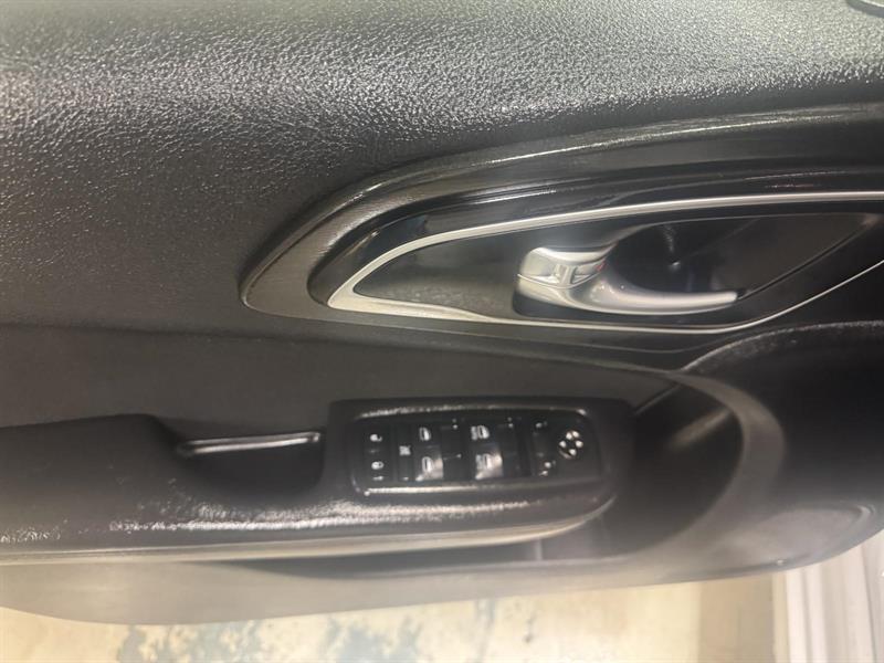 chrysler 200 2015 - 7