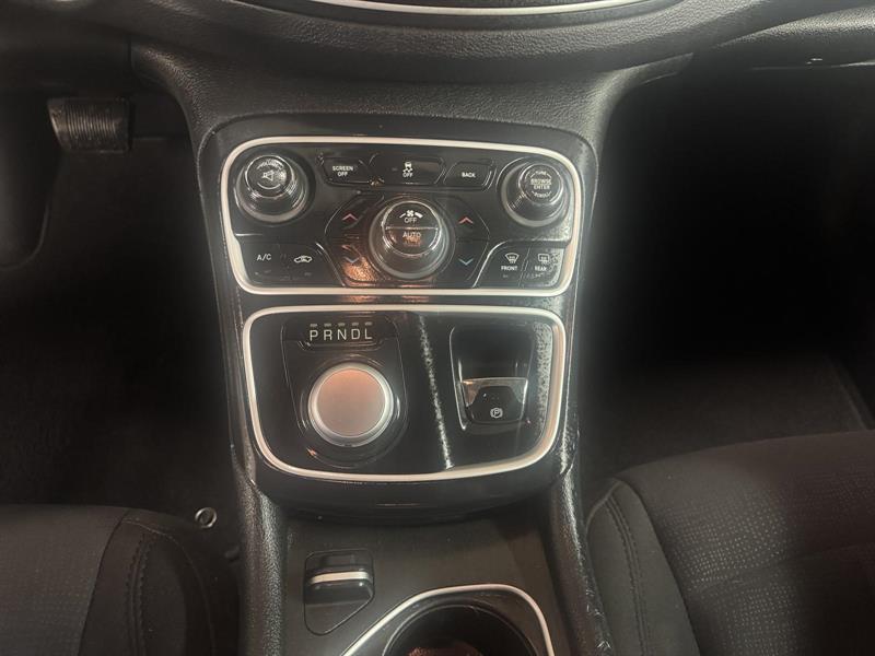 chrysler 200 2015 - 9