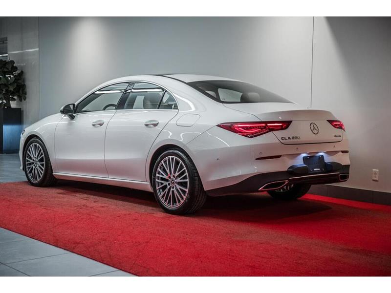 mercedes-benz CLA250 2023 - 6