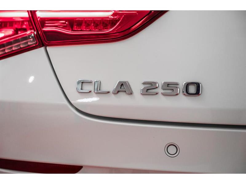 mercedes-benz CLA250 2023 - 8