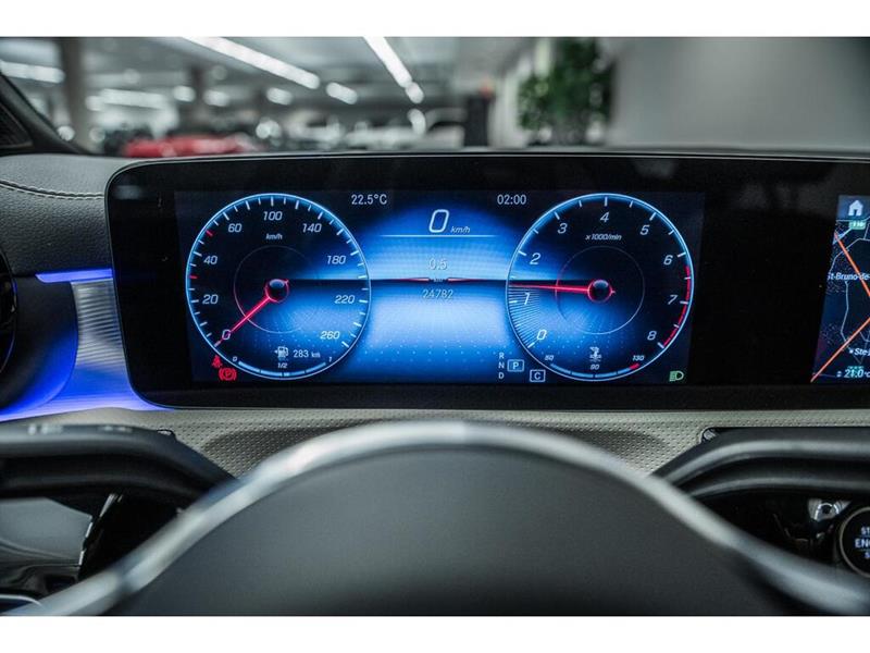 mercedes-benz CLA250 2023 - 15