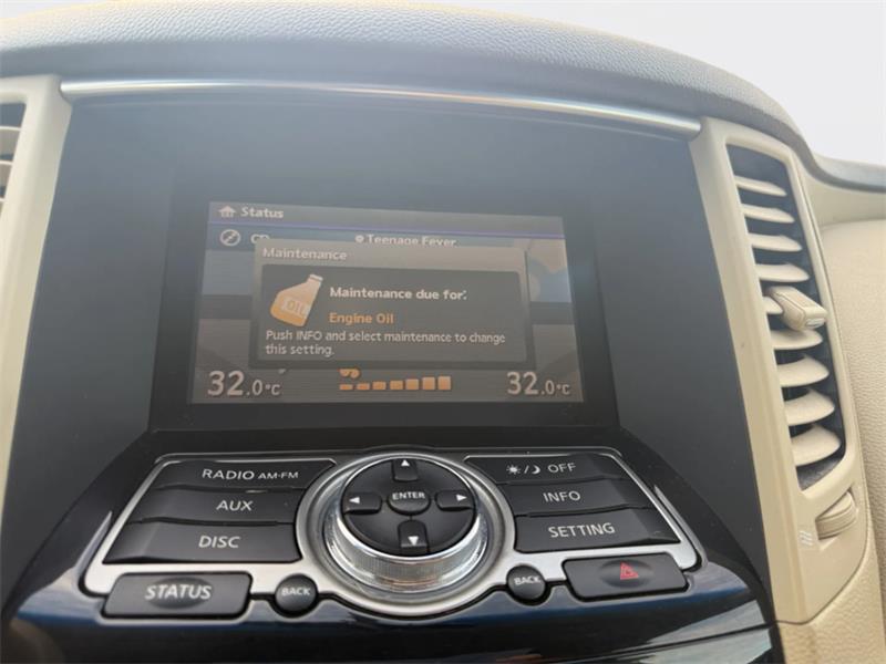 infiniti FX 2012 - 18