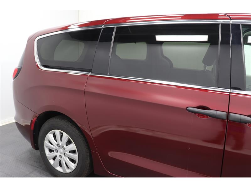 chrysler Pacifica 2018 - 12