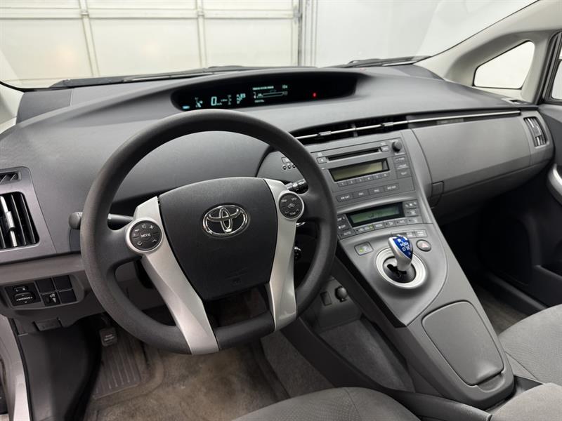 toyota Prius 2010 - 16