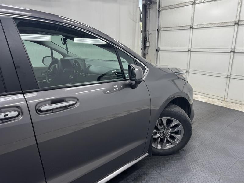 toyota Sienna 2022 - 13