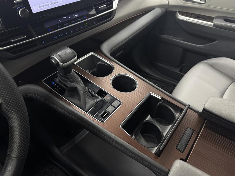 toyota Sienna 2022 - 27