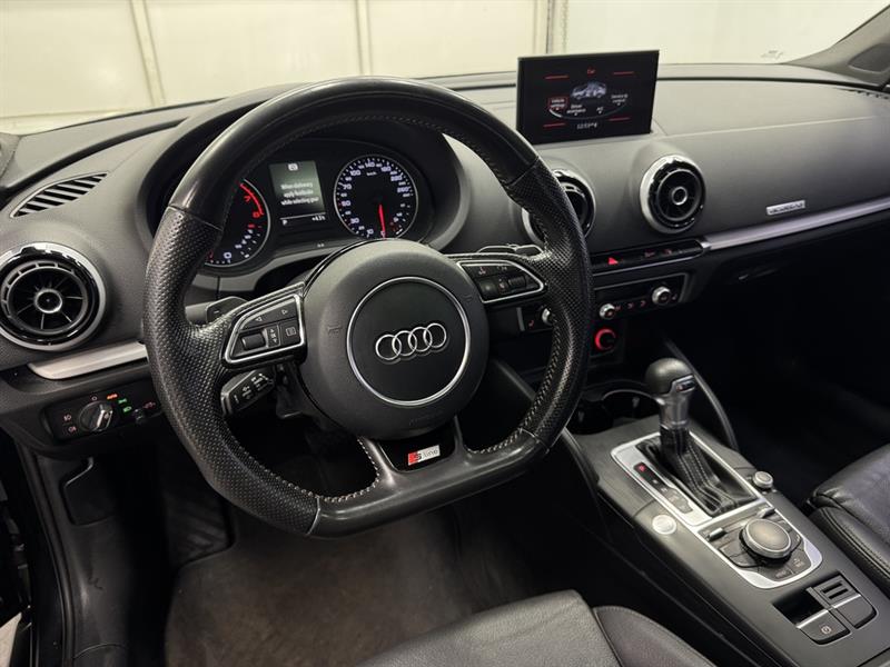 audi A3 2015 - 17