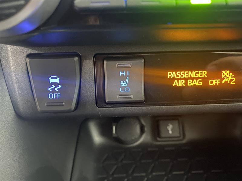 toyota RAV4 2021 - 17