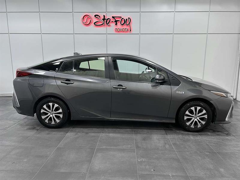 toyota Prius Prime 2022 - 10