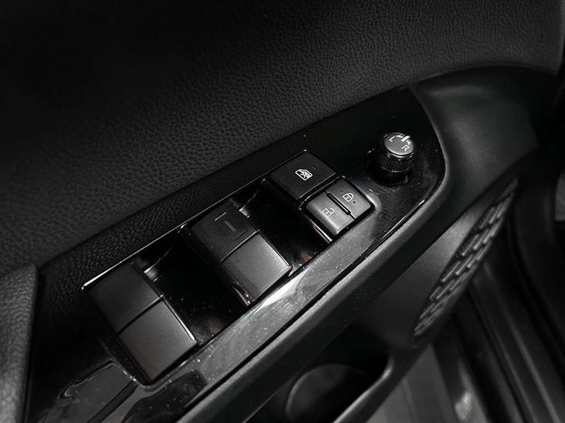 toyota Prius Prime 2022 - 13