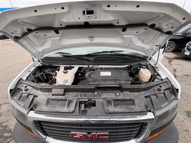 gmc Fourgonnette Savana utilitaire 2023 - 9