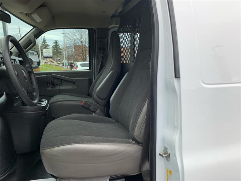 gmc Fourgonnette Savana utilitaire 2023 - 18