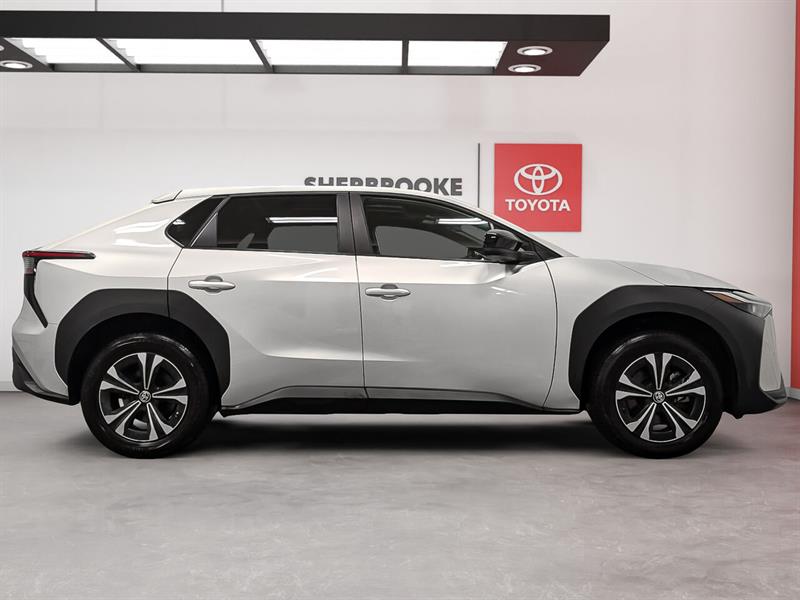 toyota bZ4X 2023 - 4