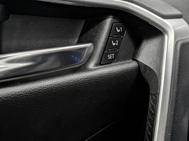 toyota RAV4 2021 - 19