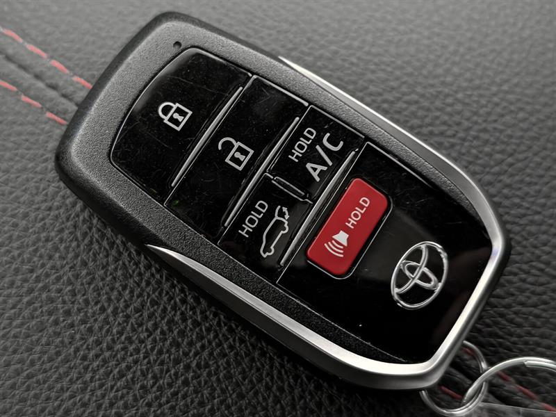 toyota RAV4 Prime 2023 - 17