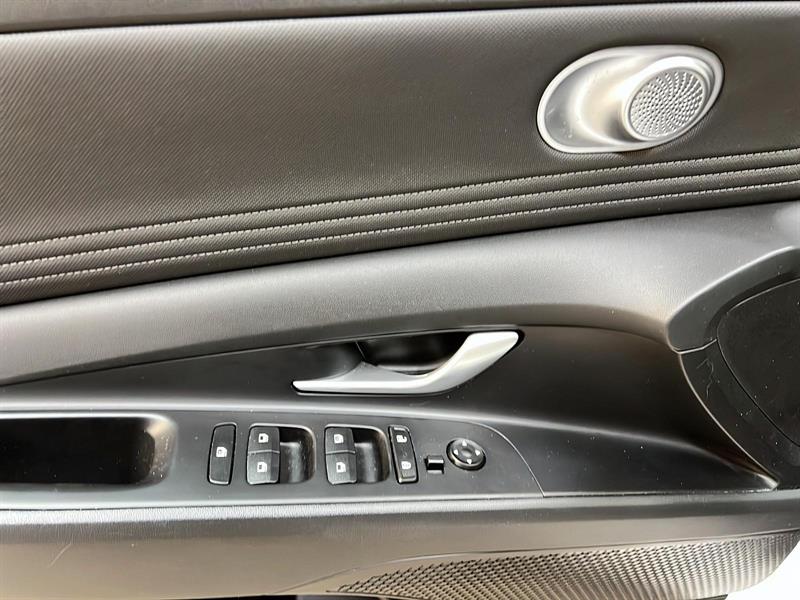 hyundai Elantra 2023 - 23