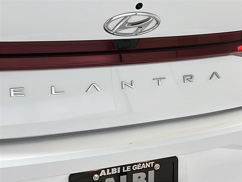 hyundai Elantra 2023 - 26