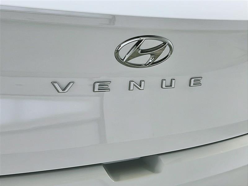 hyundai Venue 2024 - 25