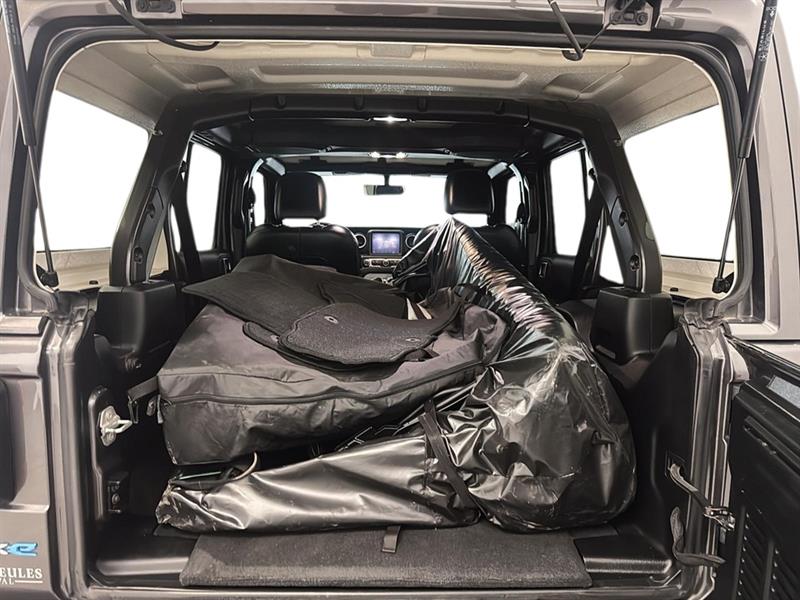 jeep Wrangler 2021 - 11