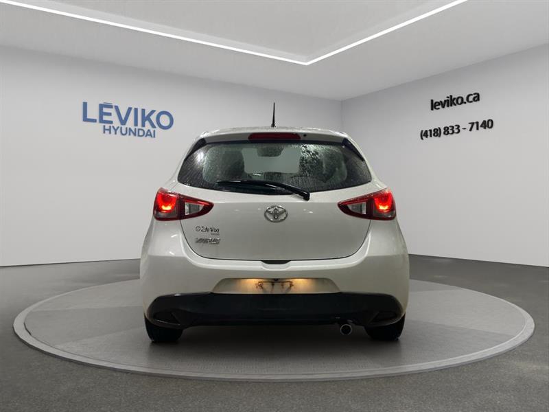 toyota Yaris Hatchback 2020 - 4