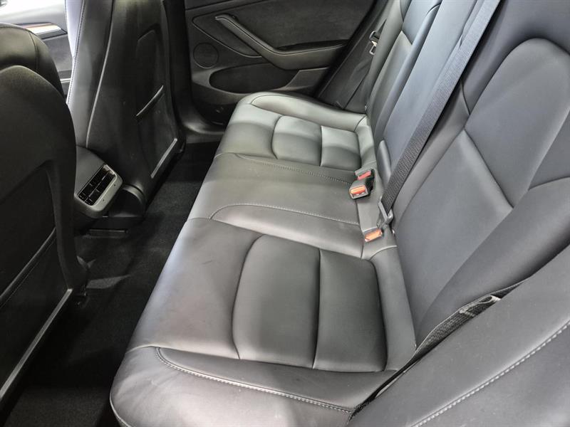 tesla Model 3 2023 - 13