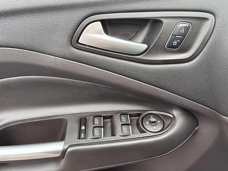 ford C-Max Energi 2017 - 9