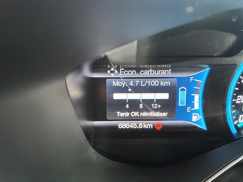 ford C-Max Energi 2017 - 11