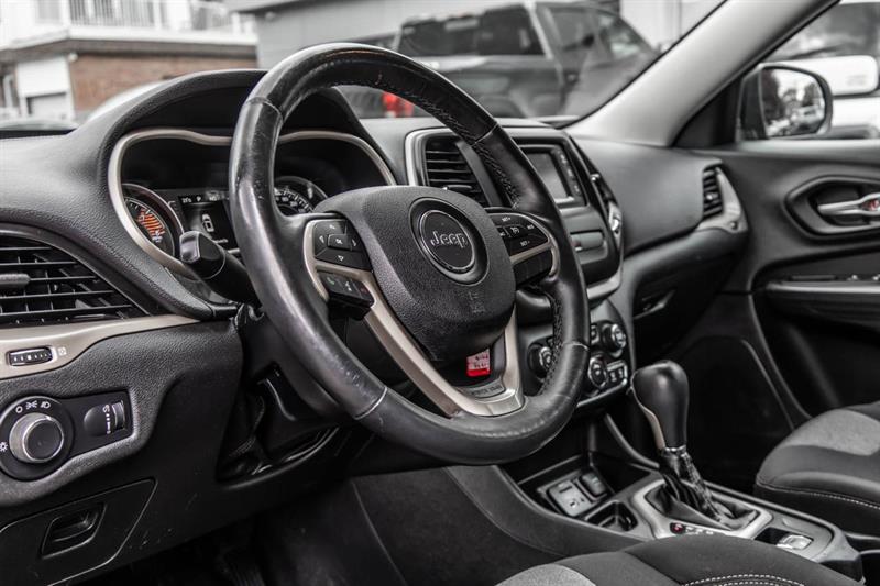 jeep Cherokee 2016 - 12