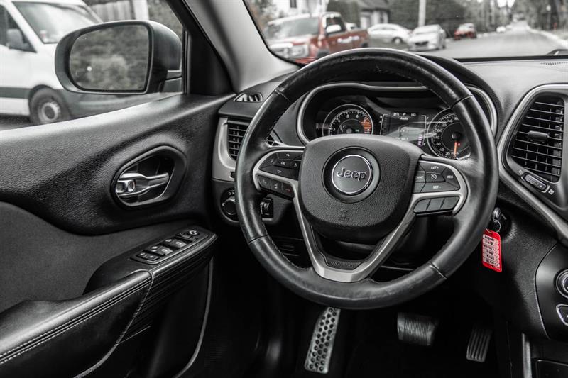 jeep Cherokee 2016 - 24