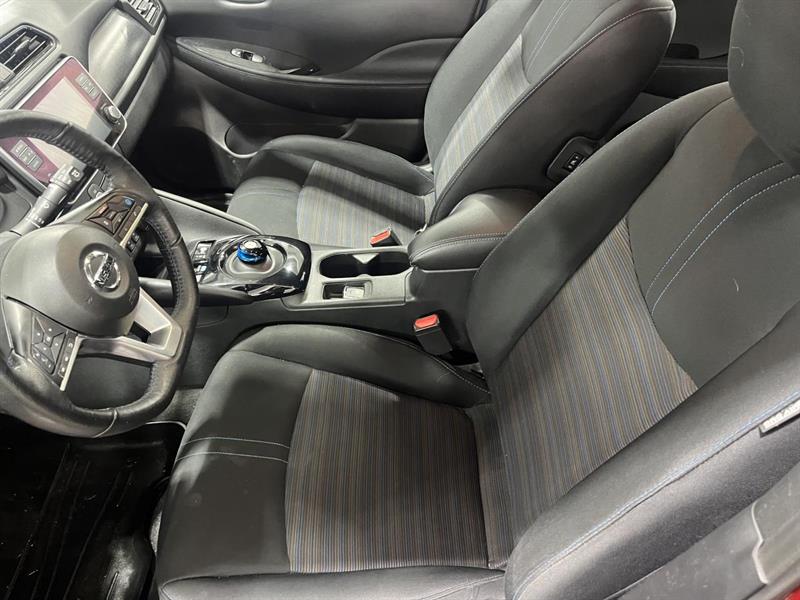 nissan LEAF 2022 - 11