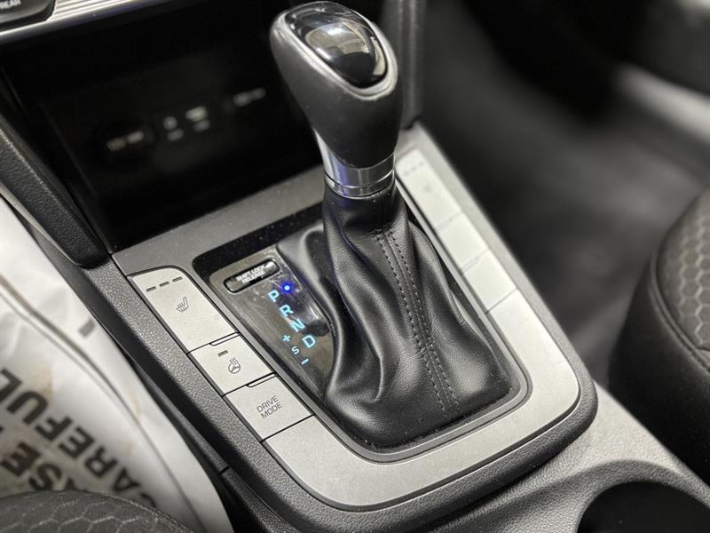 hyundai Elantra 2019 - 17