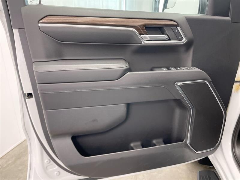 chevrolet Silverado 1500 2023 - 13