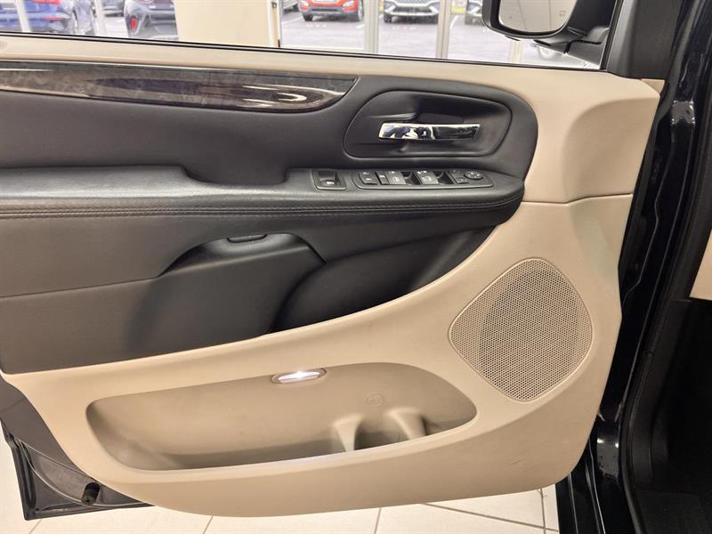 dodge Grand Caravan 2015 - 18