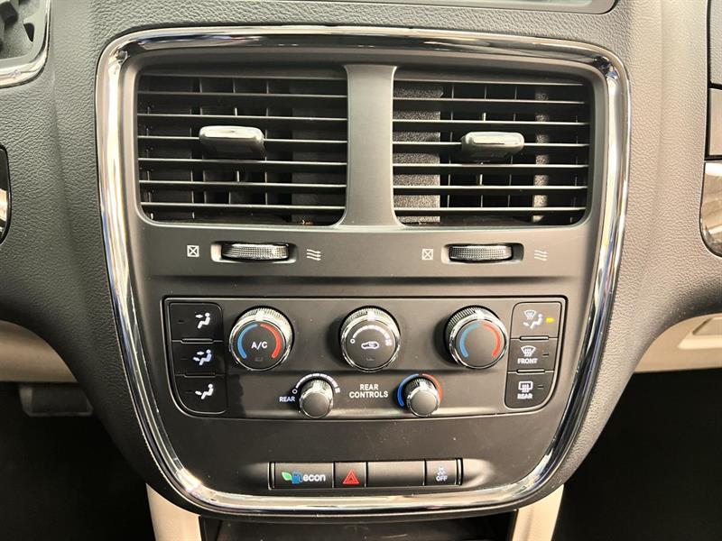 dodge Grand Caravan 2015 - 23