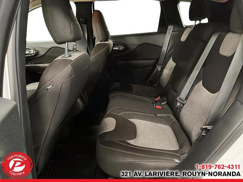 jeep Cherokee 2016 - 12