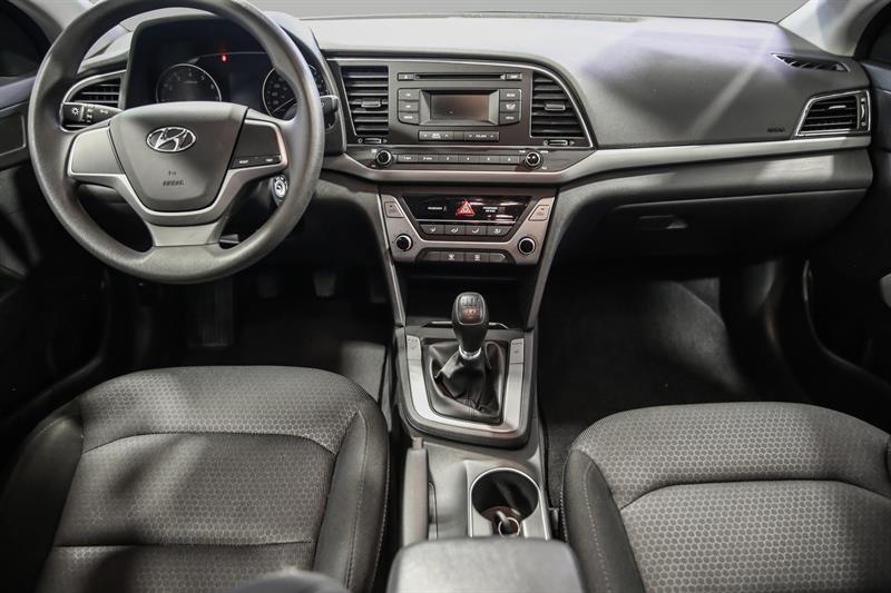 hyundai Elantra 2017 - 21