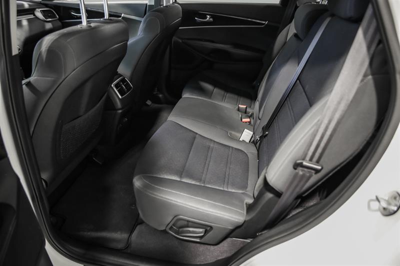 kia Sorento 2020 - 25