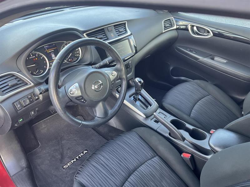 nissan Sentra 2019 - 10