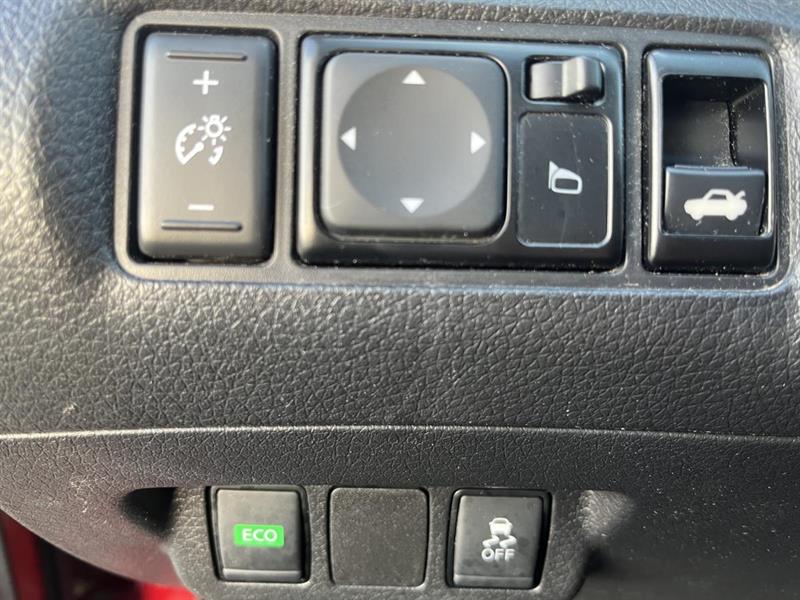 nissan Sentra 2019 - 12