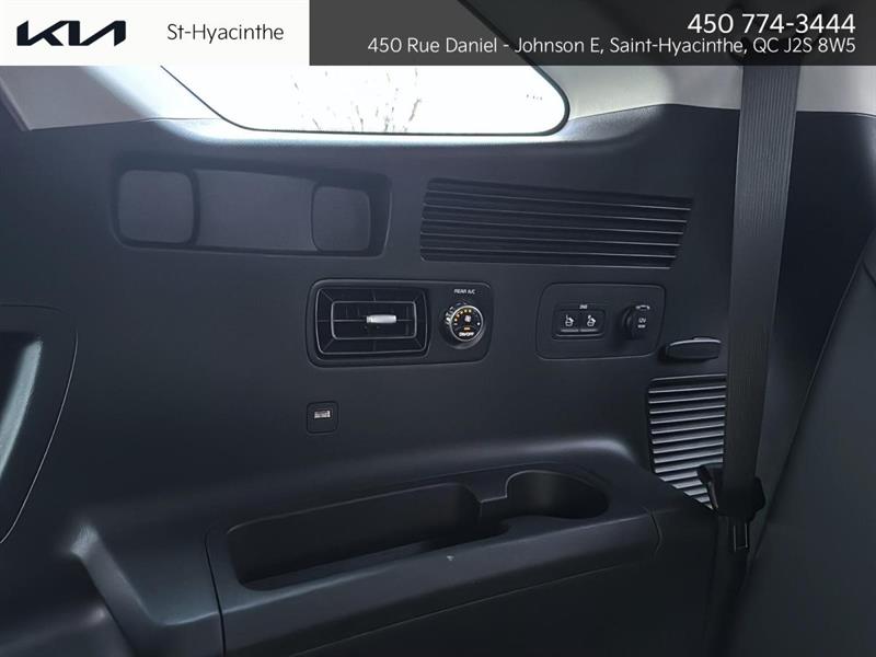 kia Sorento 2023 - 19