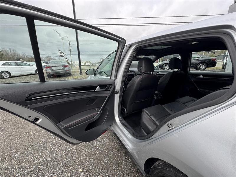 volkswagen Golf GTI 2016 - 27