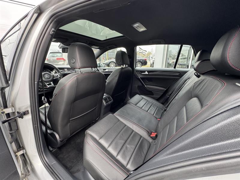 volkswagen Golf GTI 2016 - 28