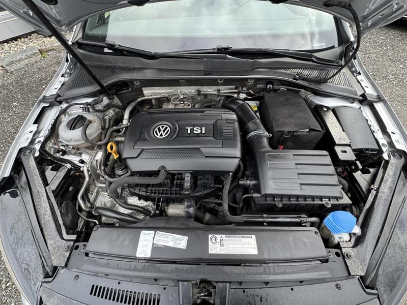 volkswagen Golf GTI 2016 - 35